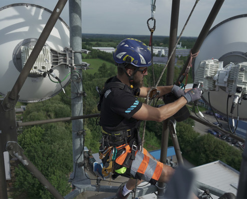 Anschluss von Mobilfunk an einem Mast