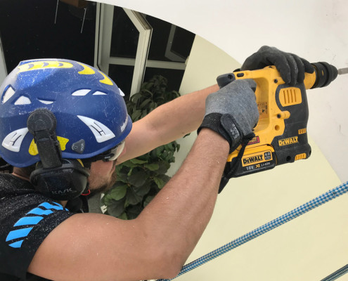 Installation einer Absturzsicherung