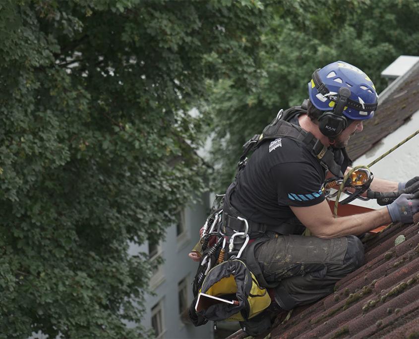Dachreparatur lose Dachziegel
