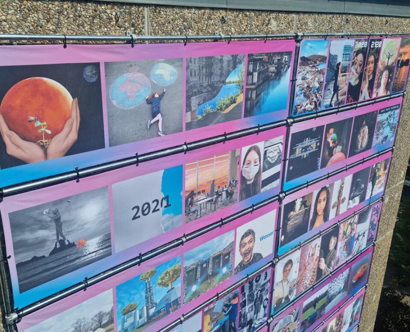 Montage von Bannern